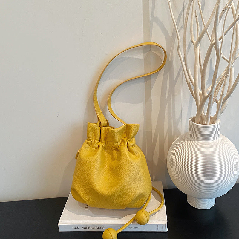 Damen Eimerhandtasche mit Kordelzug 2