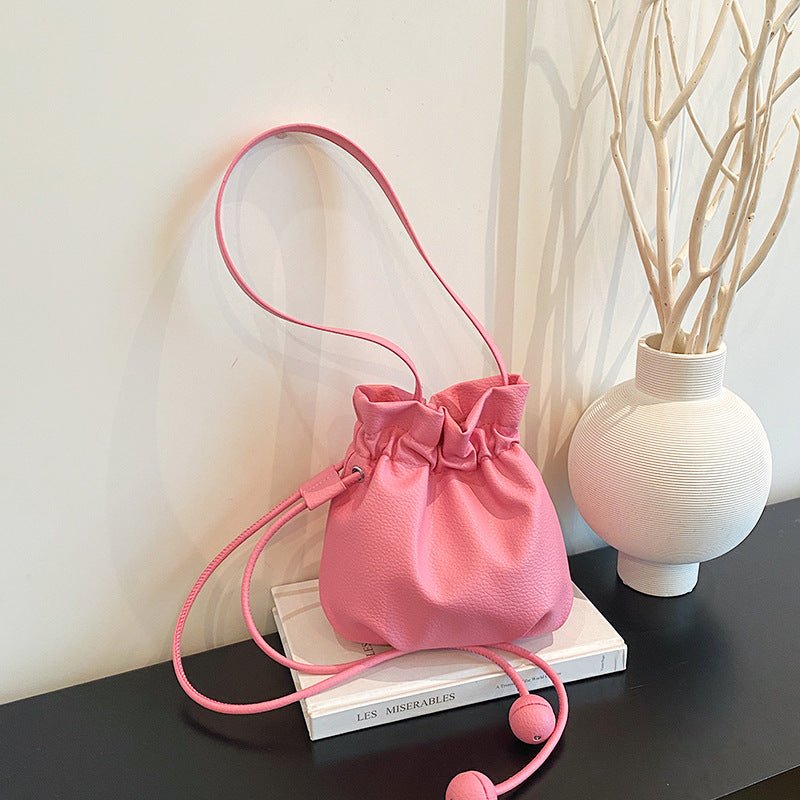 Damen Eimerhandtasche mit Kordelzug 3