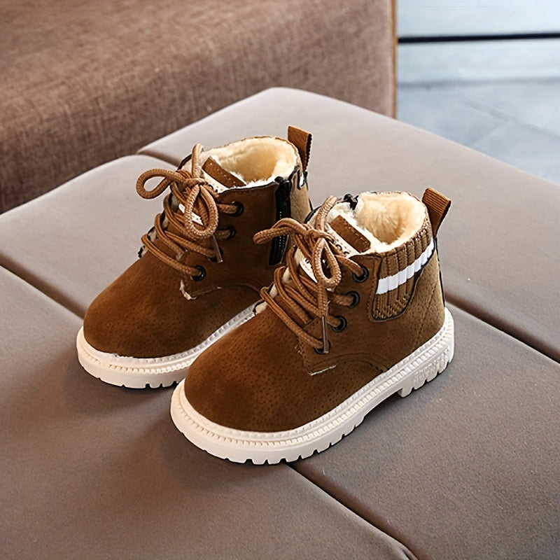 Jungen Outdoor-Enkellaarzen mit Fleecefutter und robuster Sohle 0