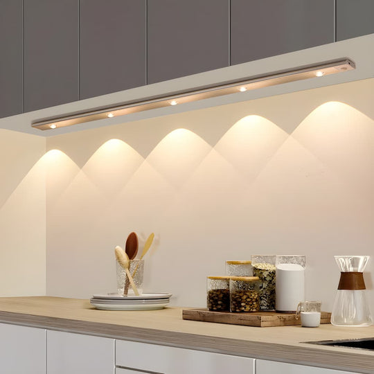 Kabellose LED-Leuchte mit Bewegungssensor und Dimmfunktion 0