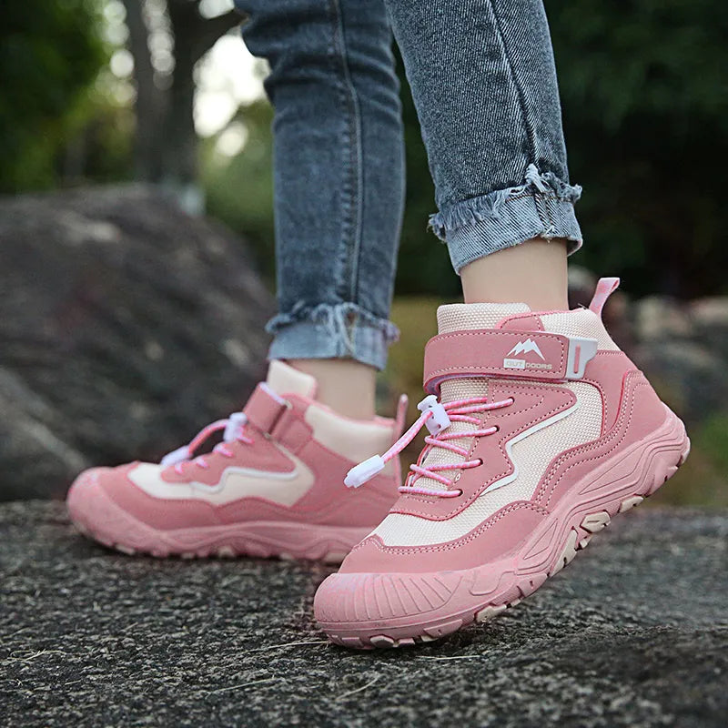 Kinderschuhe für Abenteuer - Robuste und bequeme Schuhe für Jungen und Mädchen 1