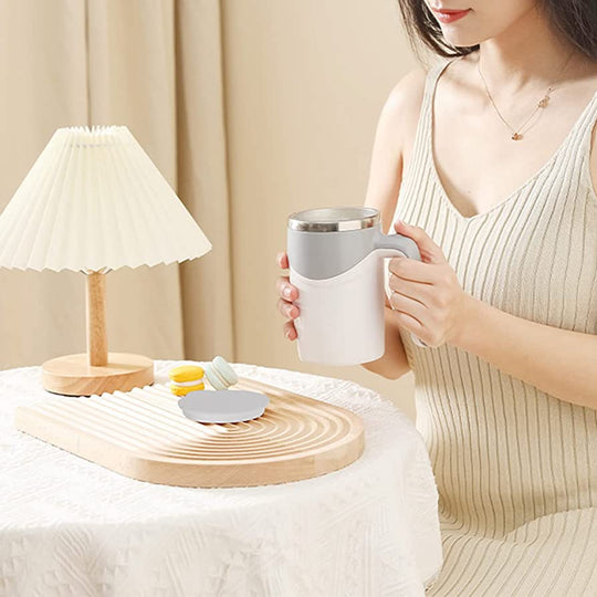 Wiederaufladbarer Trinkbecher mit Automatischem Rührwerk für Perfekte Getränke 4