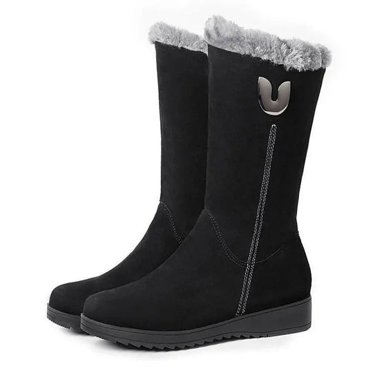 Hohe Pelzstiefel für Frauen