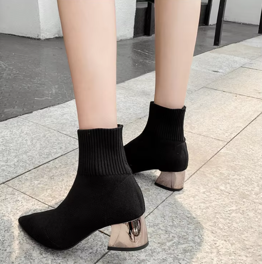 Gestrickte Stiefel für Frauen