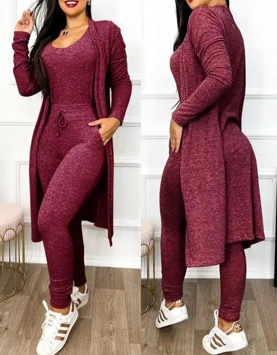 Overall und Jacke mit Tasche und Kordelzug