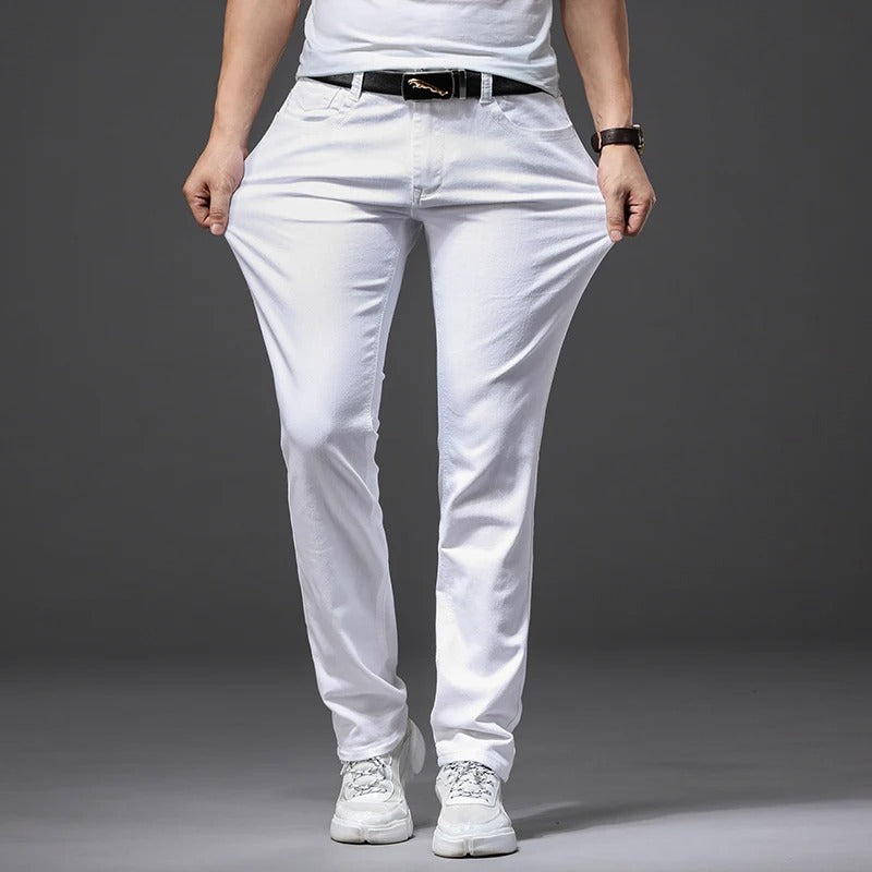 Klassische weiße Slim Fit Herrenjeans
