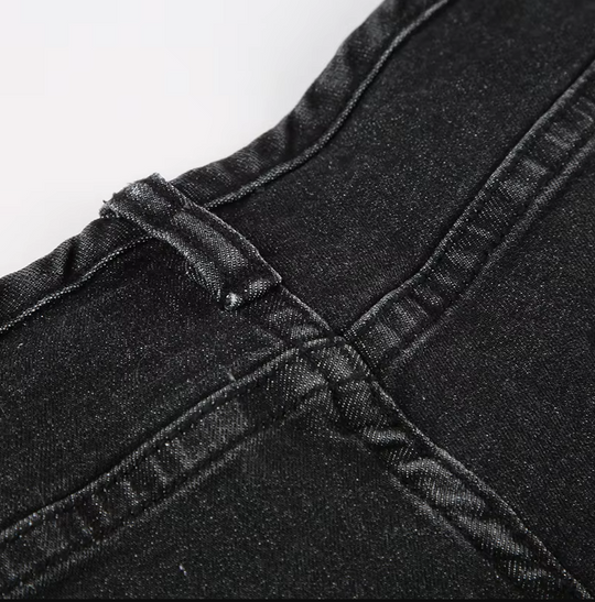 Denim-Hose mit niedriger Taille und Blumendruck